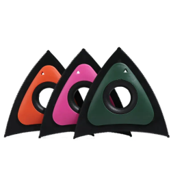 Odstraňovač zvířecích chlupů do auta