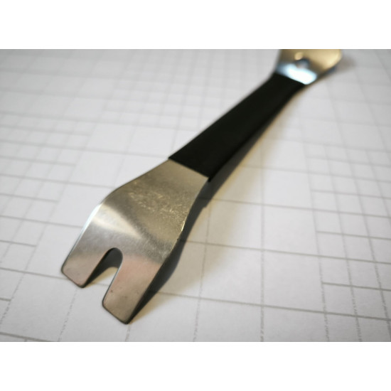 Nerezové páčidlo na čalounění