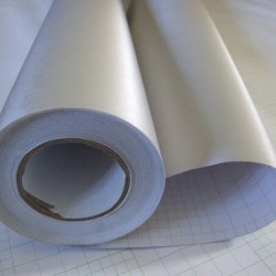 Stříbrný broušený hliník