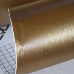 Zlatý broušený hliník