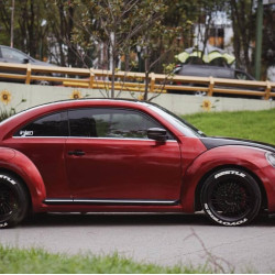 Tmavá červená lesklá Aluminium metalická fólie - HD