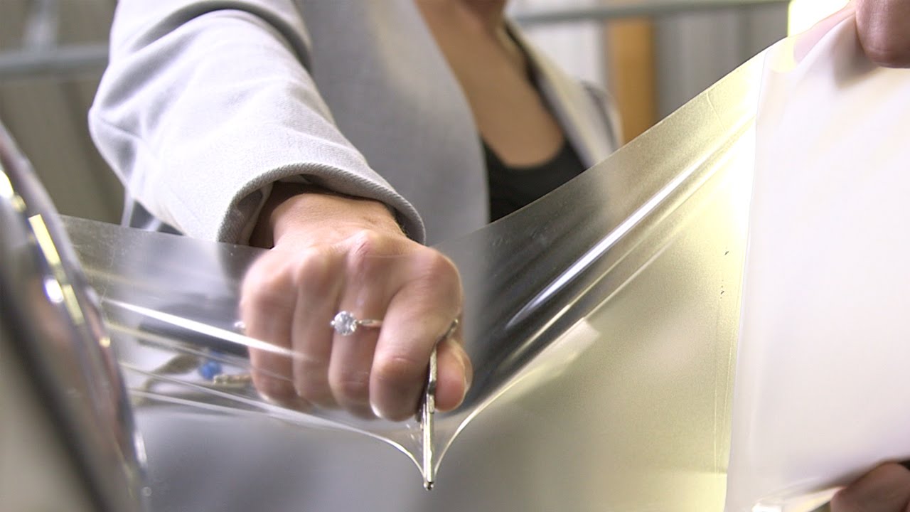 polyuretanova-ochranna-folie-na-auto